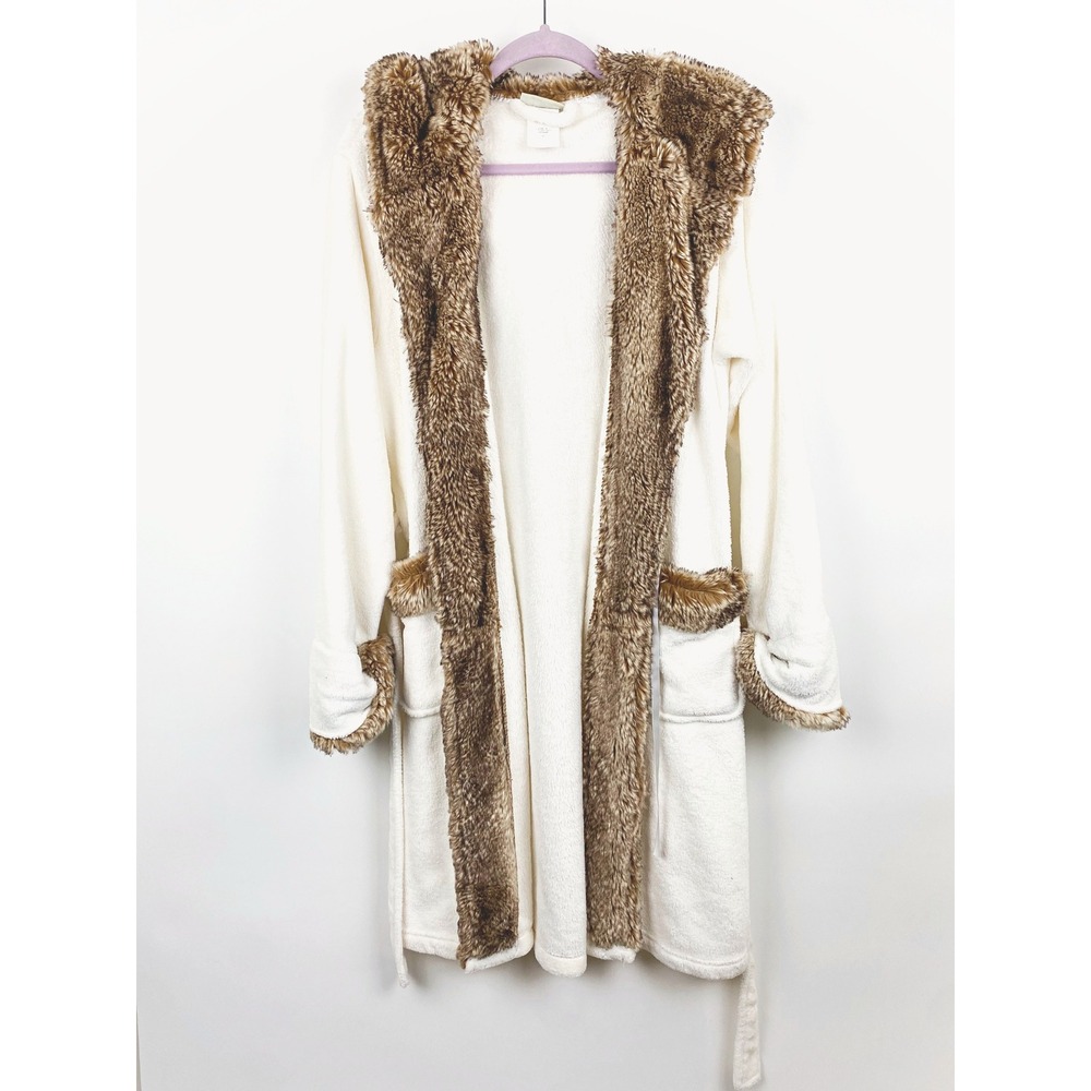 Pottery Barn Plush Faux Fur Hooded Bath Robe Small